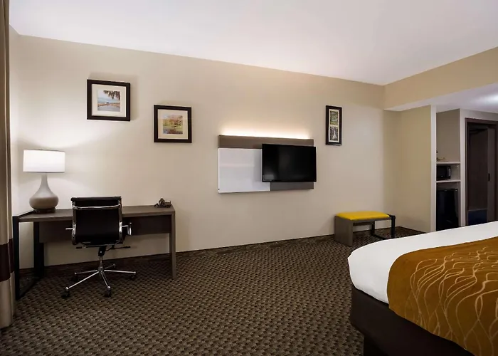 Comfort Inn & Suites Midway - Tallahassee West